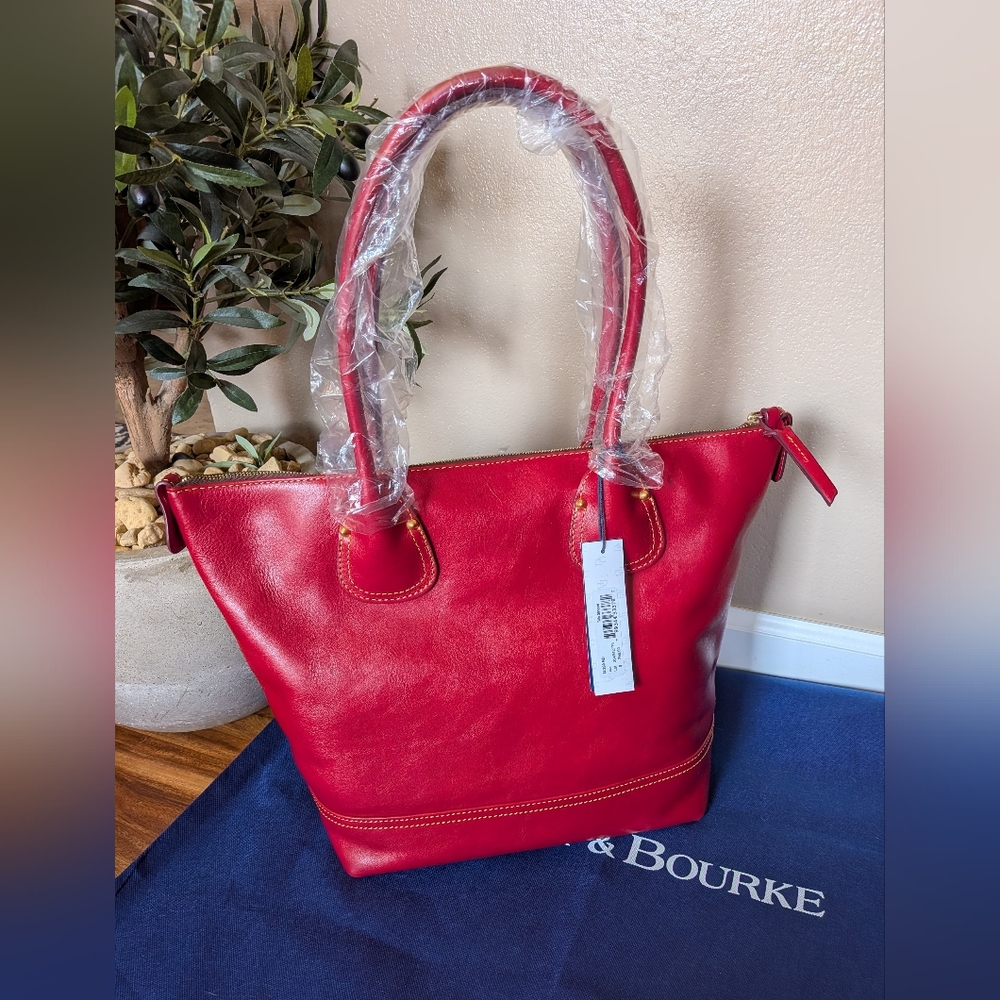 Dooney and Bourke Florentine Tulip Shopper Tote in RED Nwt - Picture 2 of 9